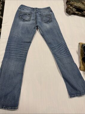 Silver Jeans Light Blue Embroidered Pocket Straight Jeans